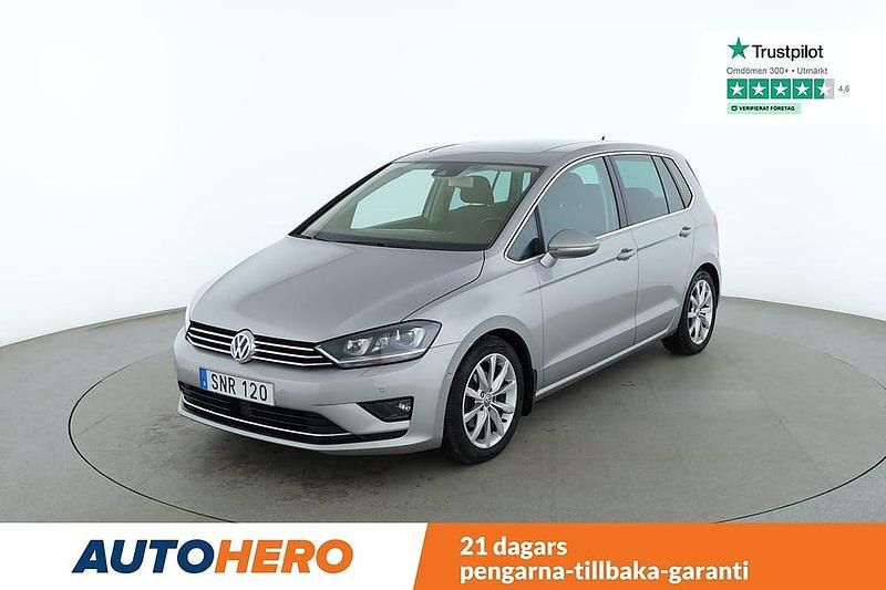Silver Begagnad 2015 VW Golf VII Highline Halvkombi | 153 000 kr (Bra pris) - Bild 1/4