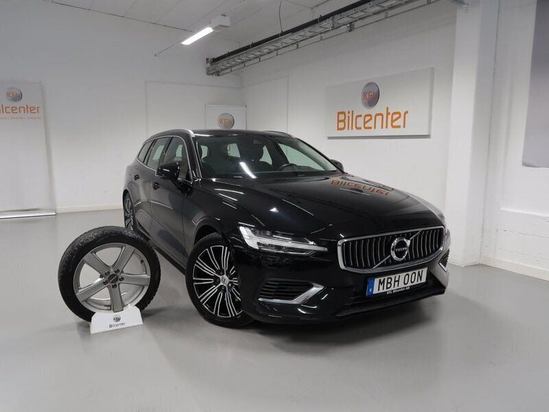 Svart Begagnad 2021 Volvo V60 Inscription Kombi | 329 900 kr (Bra pris) - Bild 1/3