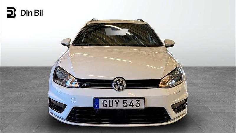 Begagnad VW Golf VII R-line 150 HK (110 kW) 2016 Vit Kombi