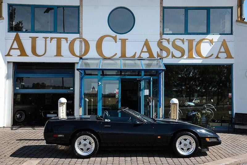 Svart Begagnad 1992 Chevrolet Corvette C4 Cab | 179 000 kr - Bild 1/4