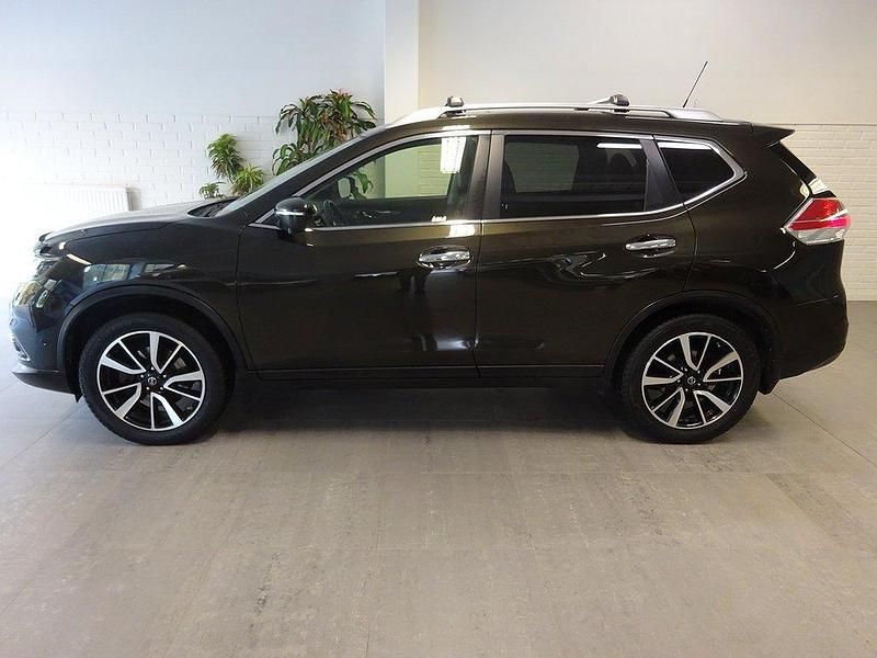 Grön Begagnad 2014 Nissan X-Trail Tekna SUV | 139 900 kr (Lite dyr) - Bild 1/4