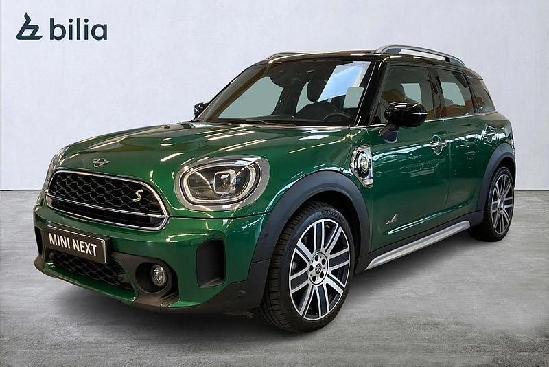 Grön Begagnad 2022 Mini Countryman Premium Plus SUV | 339 000 kr (Marknadspris) - Bild 1/4