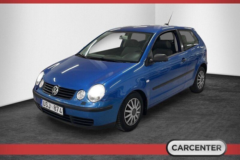 Blå Begagnad 2004 VW Polo Halvkombi | 34 500 kr (Dyr) - Bild 1/4