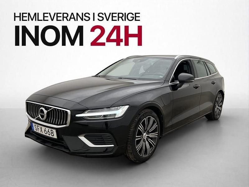 Begagnad Volvo V60 Inscription 350 HK (257 kW) 2022 Svart Kombi