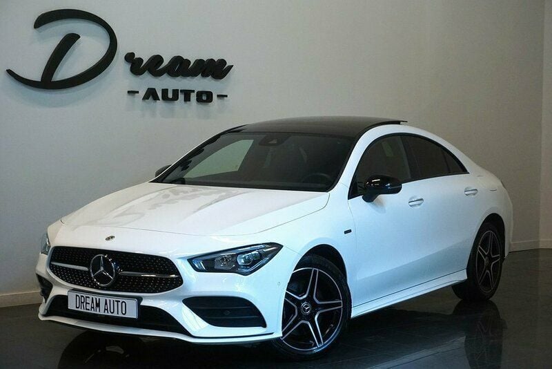 Begagnad 2021 Mercedes CLA250e Premium Sedan | 549 000 kr - Bild 1/4