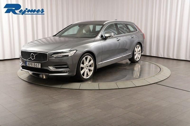 Grå Begagnad 2016 Volvo V90 Inscription Kombi | 259 800 kr (Marknadspris) - Bild 1/4