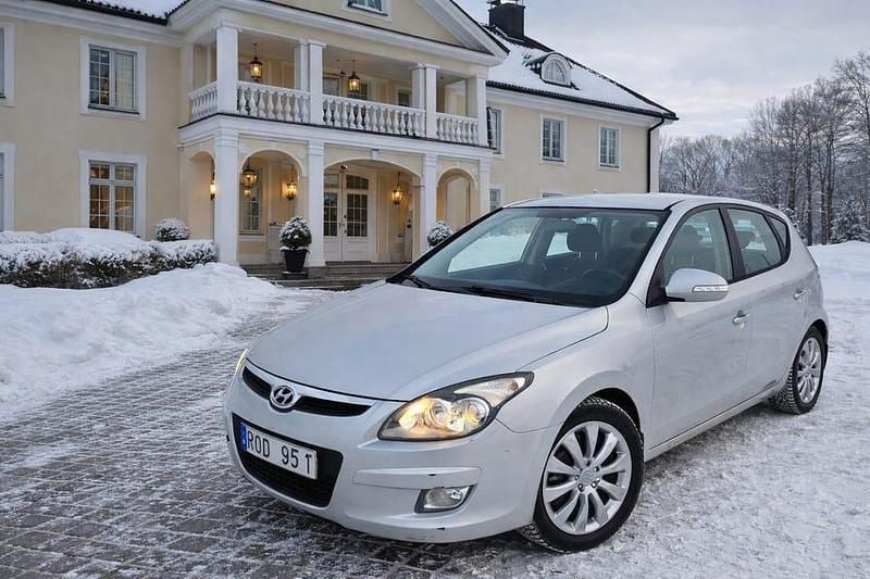 Begagnad Hyundai i30 126 HK (92 kW) 2010