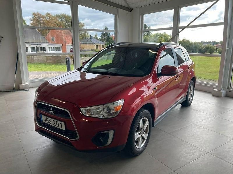 Mörkröd Begagnad 2015 Mitsubishi ASX SUV | 89 500 kr (Marknadspris) - Bild 1/4