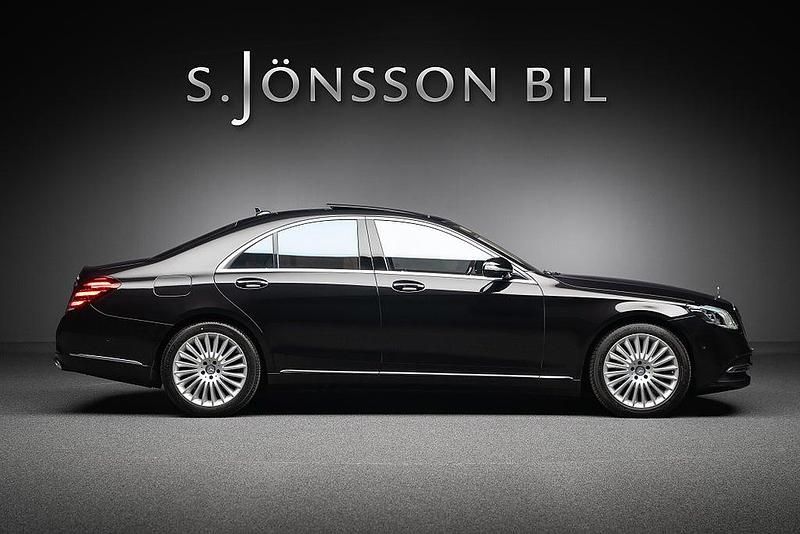 Begagnad Mercedes S450 367 HK (269 kW) 2018 Obsidiansvart metallic Sedan