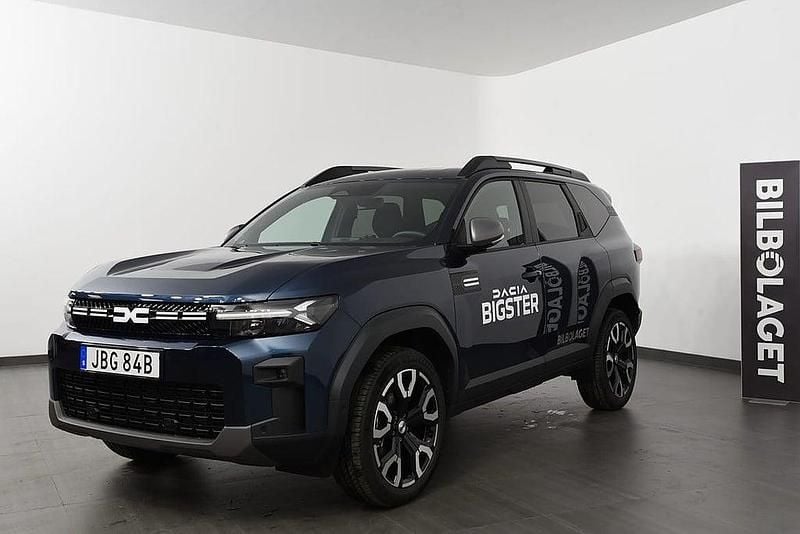 Blå Begagnad 2025 Dacia Bigster Journey SUV | 375 900 kr (Lite dyr) - Bild 1/4