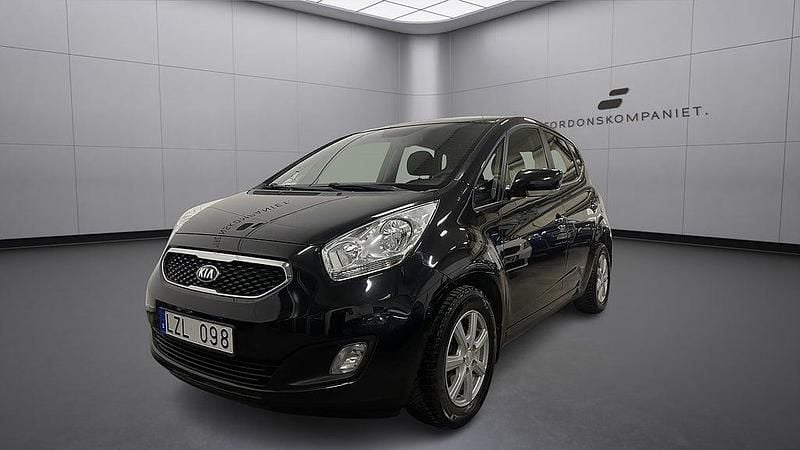 Svart Begagnad 2013 Kia Venga Halvkombi | 49 900 kr (Marknadspris) - Bild 1/4