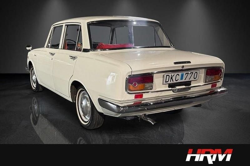 Begagnad Toyota Corona 67 HK (49 kW) 1967 Vit Sedan