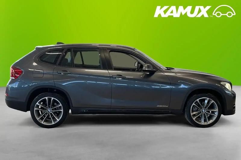Begagnad BMW X1 184 HK (135 kW) 2015 Silver/grå SUV