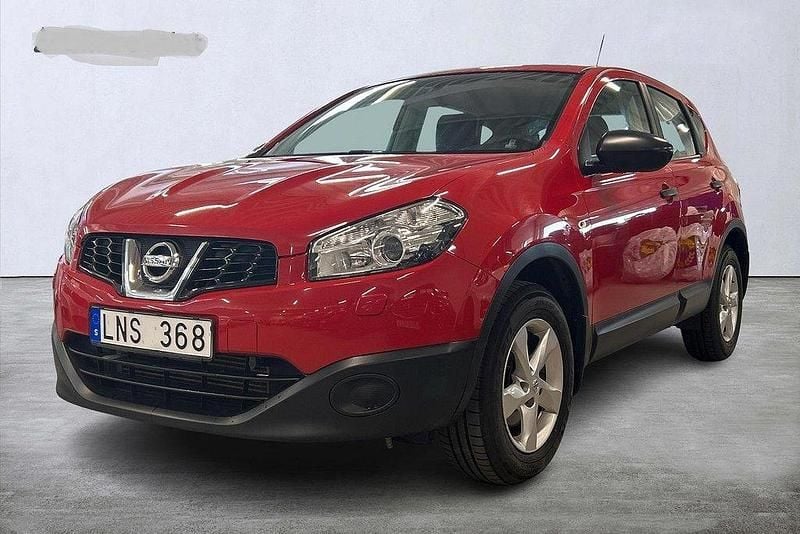 Röd Begagnad 2010 Nissan Qashqai SUV | 89 000 kr (Marknadspris) - Bild 1/4