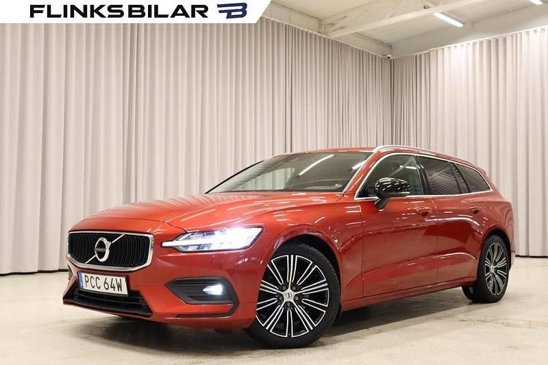 Röd Begagnad 2020 Volvo V60 Kombi | 269 800 kr (Marknadspris) - Bild 1/4