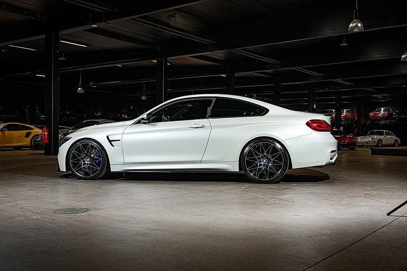Begagnad BMW M4 Competition Edition 2019