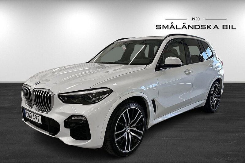 Vit Begagnad 2018 BMW X5 M Sport SUV | 499 950 kr (Marknadspris) - Bild 1/4