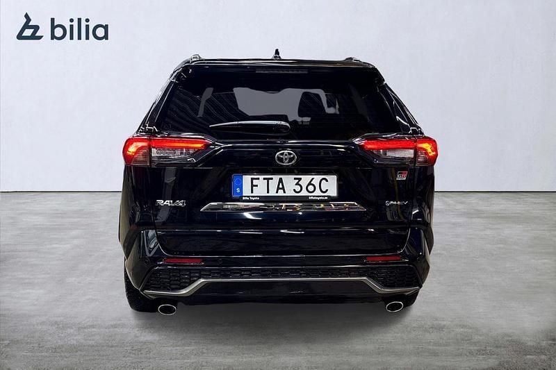 Begagnad Toyota RAV4 Hybrid Sport 185 HK (136 kW) 2025 Svart SUV