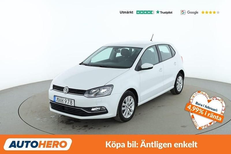 Vit Begagnad 2016 VW Polo Halvkombi | 139 000 kr (Lite dyr) - Bild 1/4