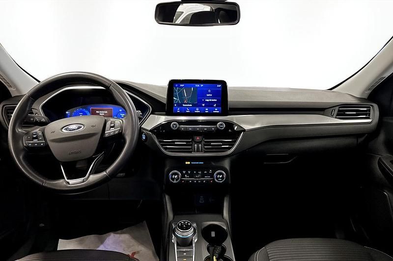 Begagnad Ford Kuga Titanium 228 HK (167 kW) 2022 Vit SUV