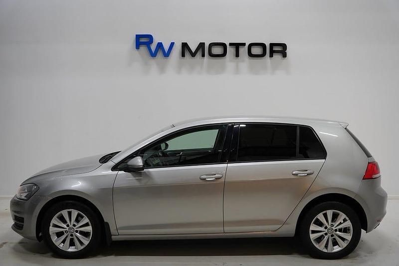 Begagnad VW Golf VII 105 HK (77 kW) 2013 Silver Halvkombi