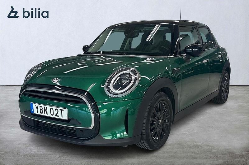 Grön Begagnad 2022 Mini Cooper Halvkombi | 232 900 kr (Lite dyr) - Bild 1/3