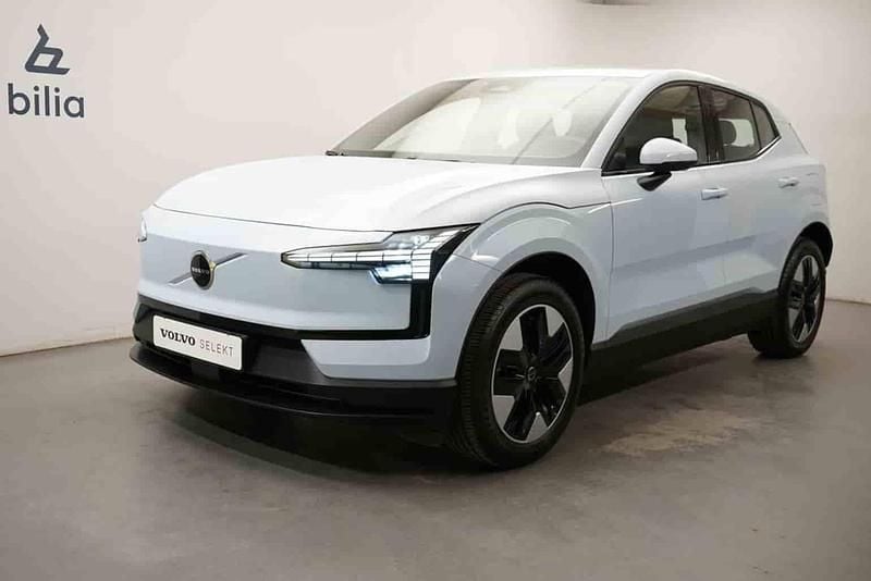 Blå Begagnad 2025 Volvo EX30 Single Motor SUV | 329 900 kr - Bild 1/1