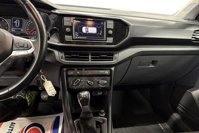 Röd Begagnad 2019 VW T-Cross Life SUV | 159 900 kr (Marknadspris) - Bild 1/4
