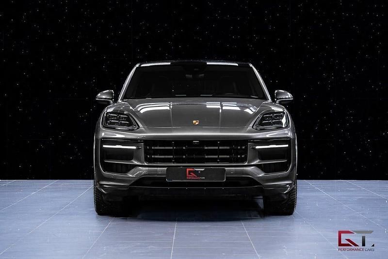 Begagnad Porsche Cayenne S 520 HK (382 kW) 2025 Quarzite grey metallic SUV