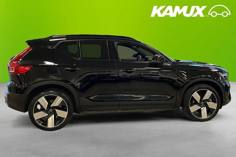 Begagnad Volvo XC40 300 kW (408 HK) 2023 Svart SUV