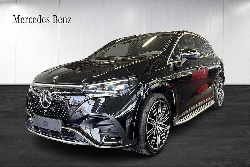Svart Ny 2025 Mercedes EQE500 AMG SUV | 1 076 950 kr - Bild 1/4