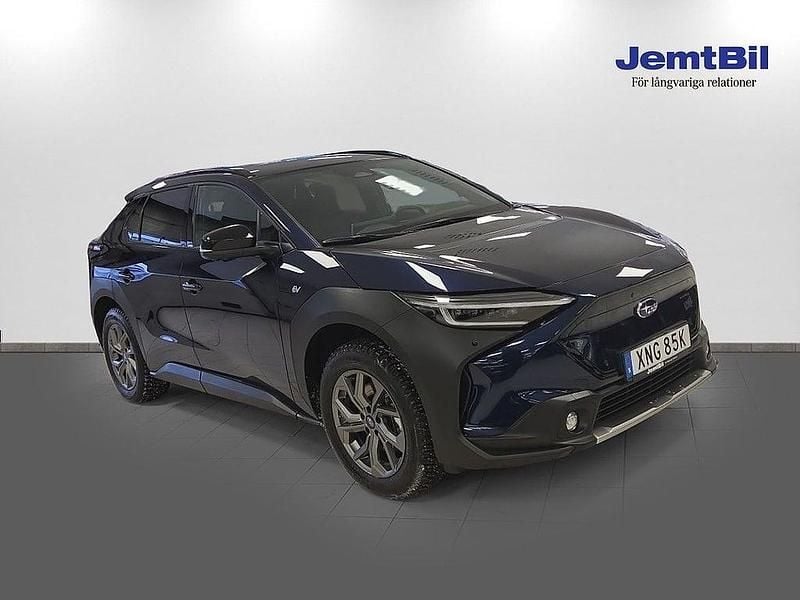 Begagnad Subaru Solterra 160 kW (218 HK) 2023 Blå SUV