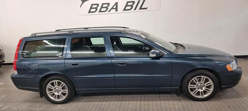Blå Begagnad 2007 Volvo V70 Momentum Kombi | 49 000 kr (Dyr) - Bild 1/4