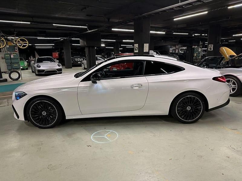 Begagnad Mercedes CLE300 AMG line 259 HK (190 kW) 2024 Vit Sportkupé