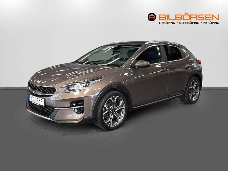 Brun Begagnad 2019 Kia XCeed Advance SUV | 209 900 kr (Marknadspris) - Bild 1/4