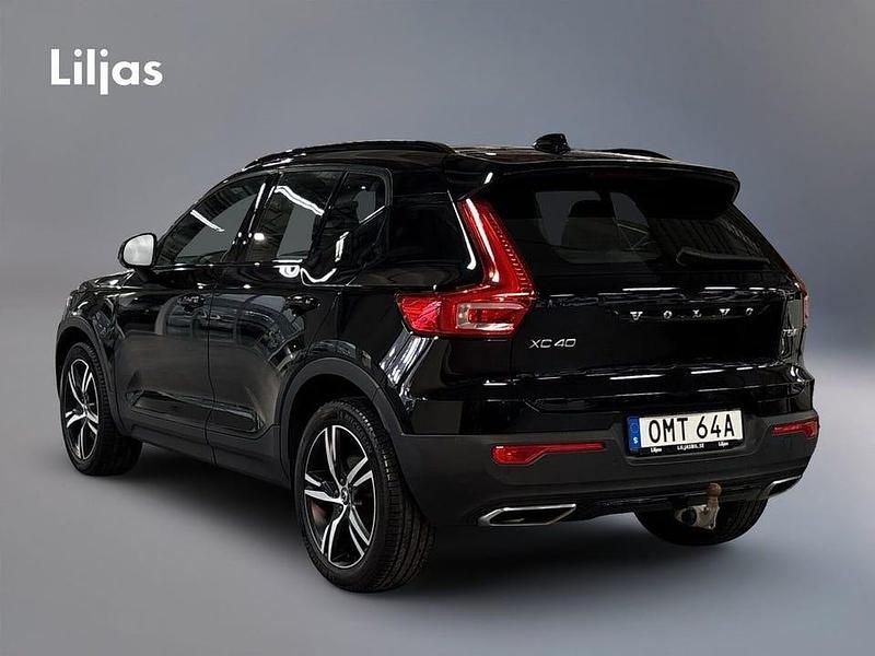 Begagnad Volvo XC40 R-Design 265 HK (194 kW) 2020 Svart SUV