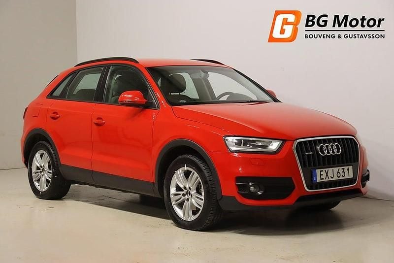 Röd Begagnad 2013 Audi Q3 SUV | 104 900 kr (Marknadspris) - Bild 1/4