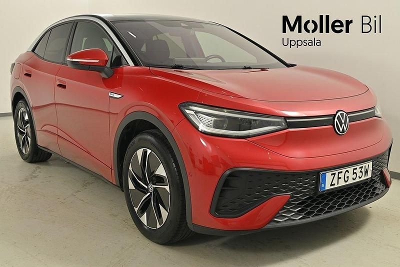 Mörkröd (röd) Begagnad 2023 VW ID.5 Pro Performance SUV | 309 900 kr (Bra pris) - Bild 1/3