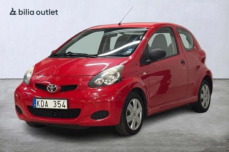 Röd Begagnad 2009 Toyota Aygo Halvkombi | 24 900 kr (Bra pris) - Bild 1/4