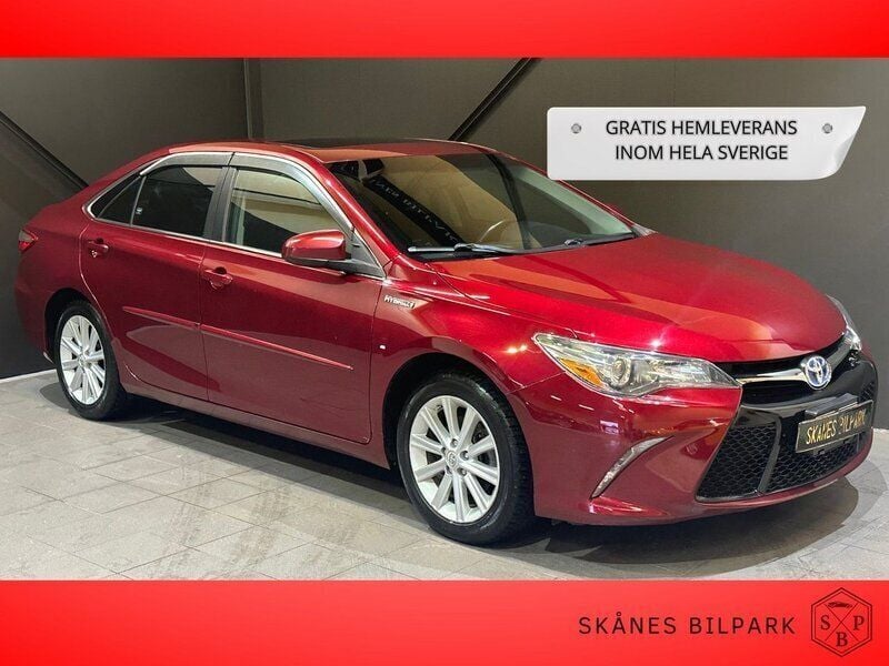 Röd Begagnad 2016 Toyota Camry Hybrid Sedan | 189 800 kr (Marknadspris) - Bild 1/4
