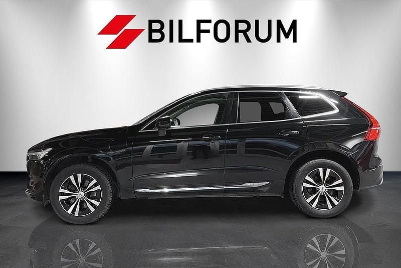 Svart Begagnad 2021 Volvo XC60 Inscription SUV | 294 900 kr (Superpris) - Bild 1/4