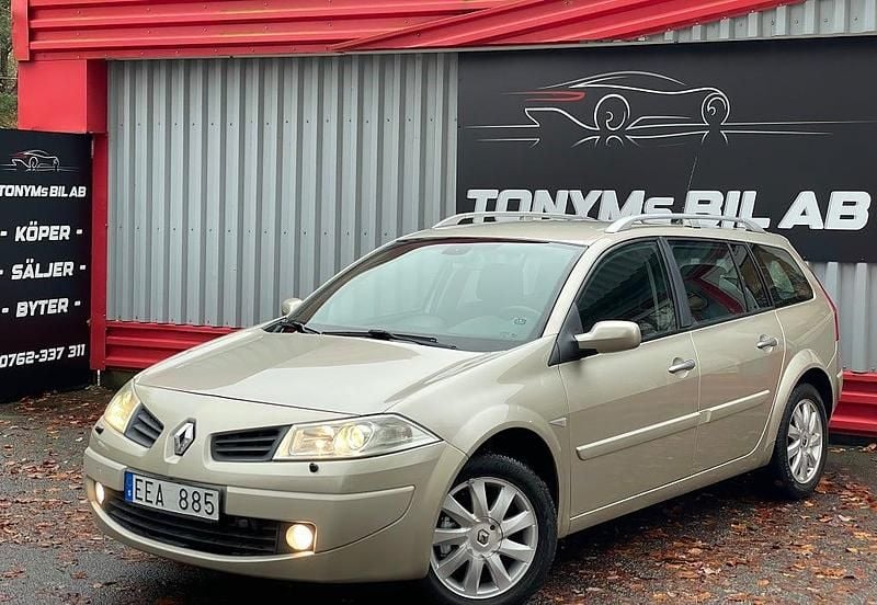 Ljusgrå Begagnad 2007 Renault Mégane GrandTour Kombi | 26 900 kr (Marknadspris) - Bild 1/4