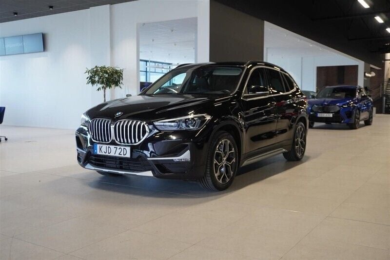 Okänd Begagnad 2020 BMW X1 xLine SUV | 318 800 kr - Bild 1/4