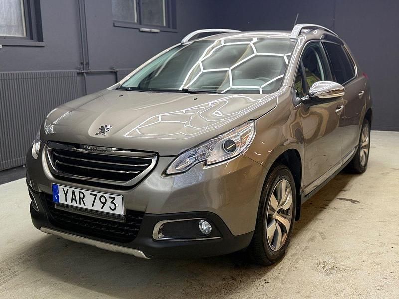 Grå Begagnad 2015 Peugeot 2008 SUV | 99 900 kr (Marknadspris) - Bild 1/4