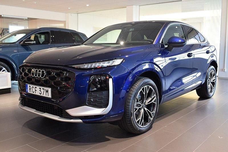 Ny 2026 Audi Q3 Sportback S-Line SUV | 653 200 kr - Bild 1/4