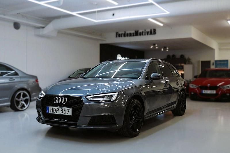 Grå Begagnad 2016 Audi A4 Sport Kombi | 174 900 kr (Marknadspris) - Bild 1/4