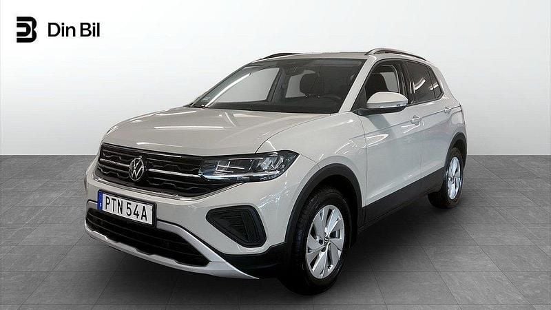 Ljusgrå (ascot grey) Begagnad 2024 VW T-Cross Life SUV | 214 900 kr (Marknadspris) - Bild 1/4