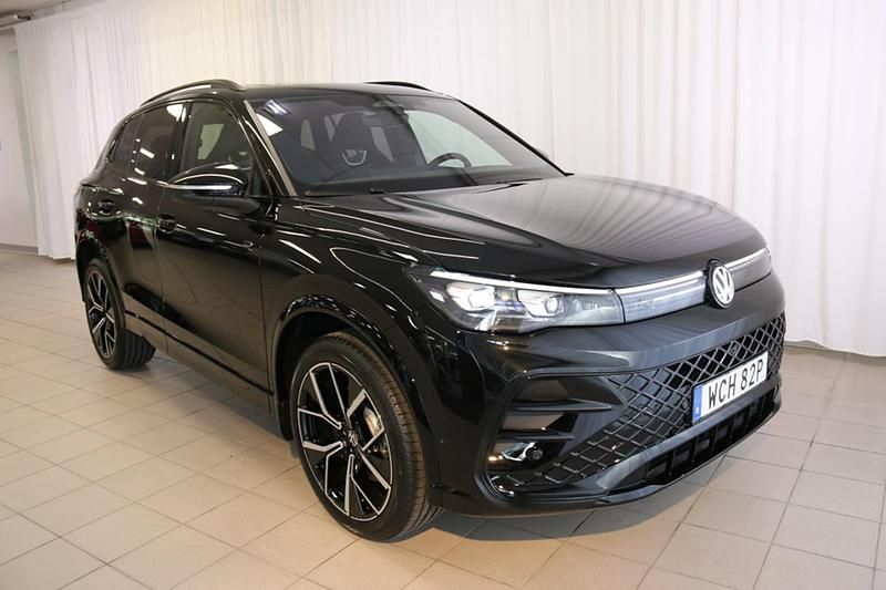 Ny 2026 VW Tiguan R-line SUV | 603 600 kr (Lite dyr) - Bild 1/4