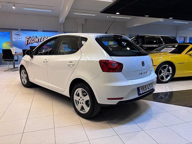 Begagnad Seat Ibiza Style 90 HK (66 kW) 2017 Vit Halvkombi
