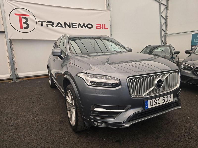 Grå Begagnad 2016 Volvo XC90 Inscription SUV | 299 000 kr (Lite dyr) - Bild 1/4